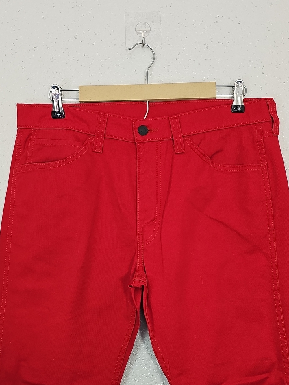 Levi's Red Men’s Jeans - Classic 5-Pocket Style. - Picture 5 of 8